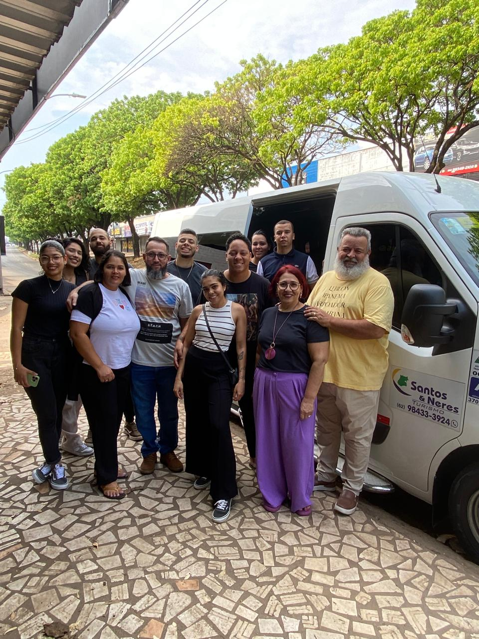 Ministério Zoe atendido pelo transporte executivo da Santos e Neres